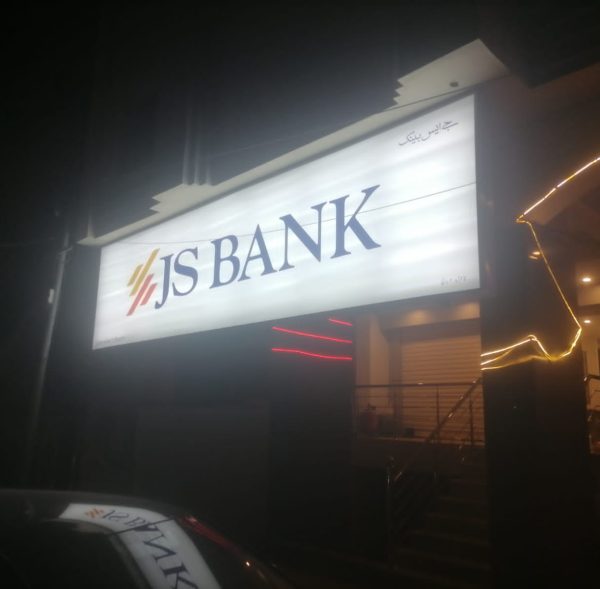 WhatsApp Image 2025-11-06 at 00.19.52_e8a7163c